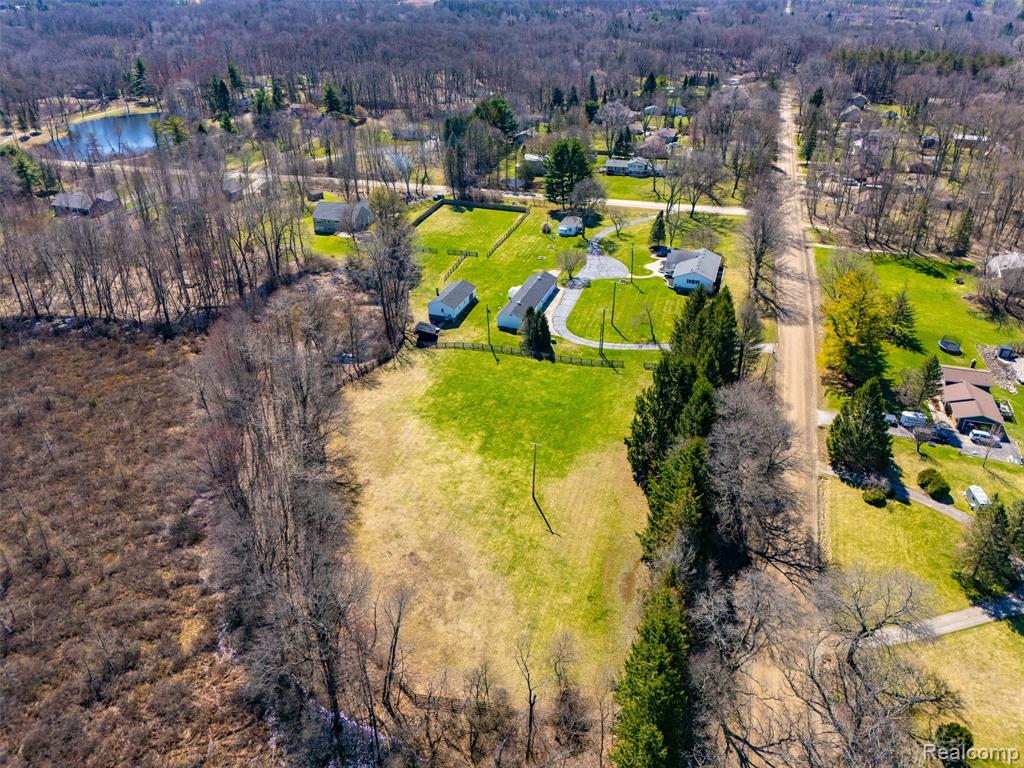 8636 Tindall Road, Davisburg, MI 48350 — Photo 60