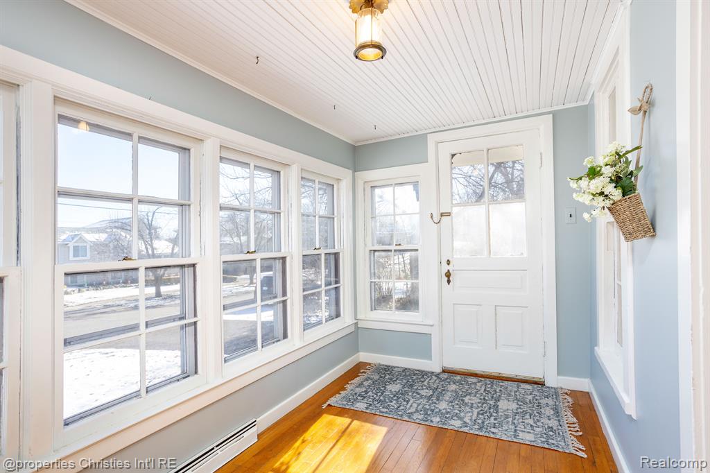 431 Cabinet Street, Milford, MI 48381 — Photo 6