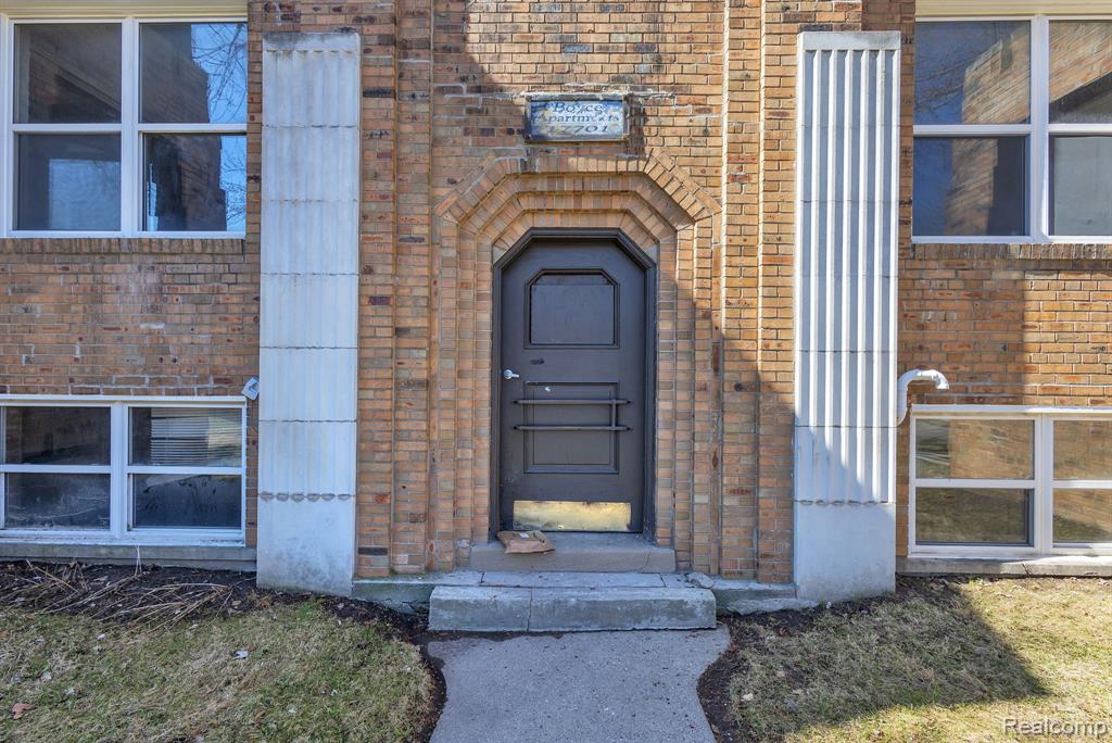 17701 Manderson Road, Highland Park, MI, 48203