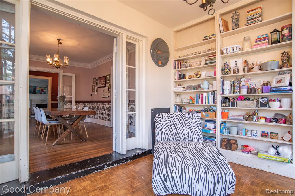 1704 Iroquois Street, Detroit, MI 48214 — Photo 12