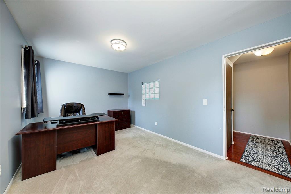 5646 New Meadow Drive, Ypsilanti, MI 48197 — Photo 17