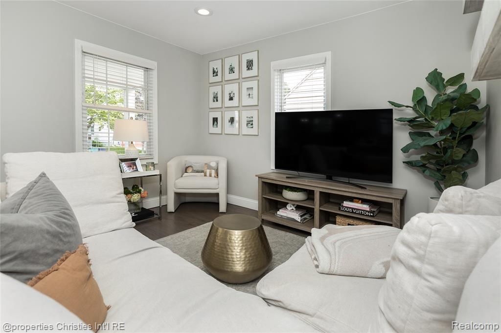 508 Marlin Avenue, Royal Oak, MI 48067 — Photo 5
