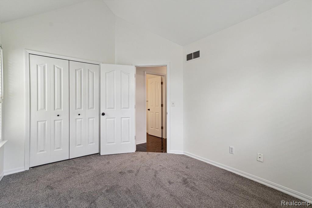 5496 MICHAEL Drive, Ypsilanti, MI 48197 — Photo 33