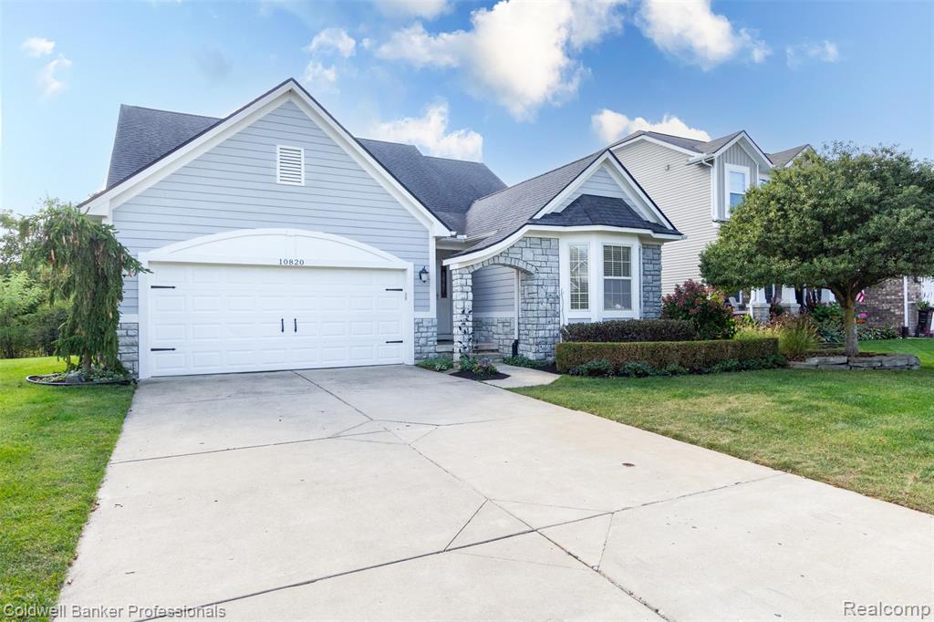 10820 Bouldercrest Drive N, South Lyon, MI 48178 — Photo 2