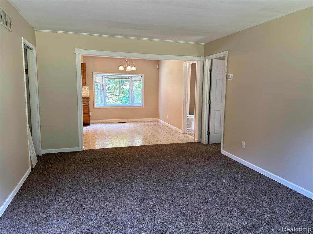 5047 ROCHESTER Road, Dryden, MI 48428 — Photo 8