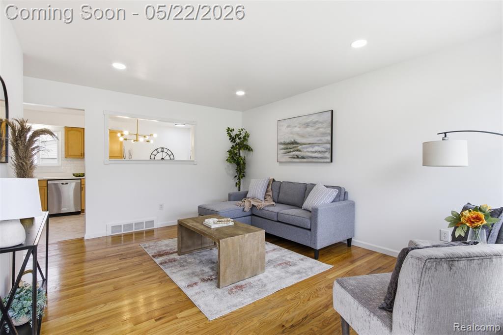 20520 Catalano Street, Clinton Twp, MI 48035 — Photo 4