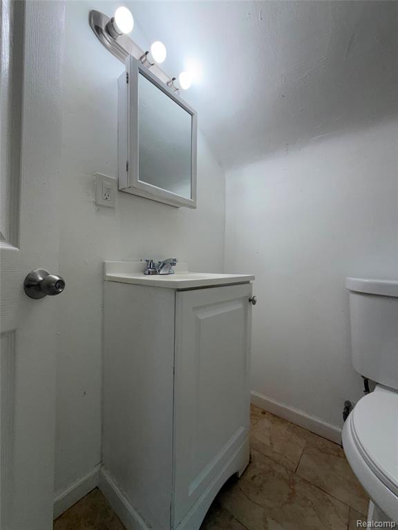 10044 Whitcomb Street - Photo 5