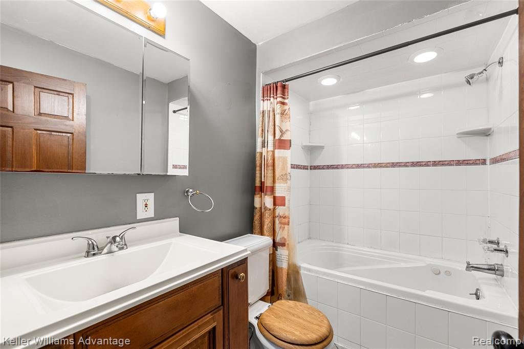 1449 Wayburn Street, Grosse Pointe Park, MI 48230 — Photo 6