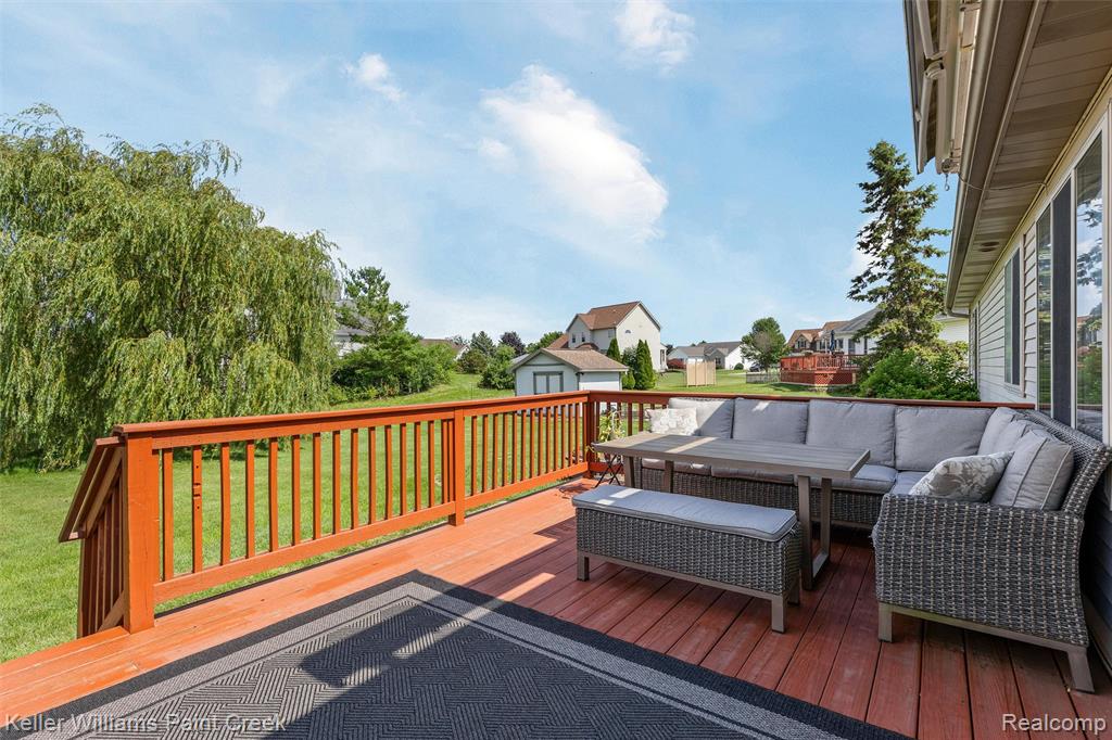 7537 Waterfall Drive, Grand Blanc, MI 48439 — Photo 36