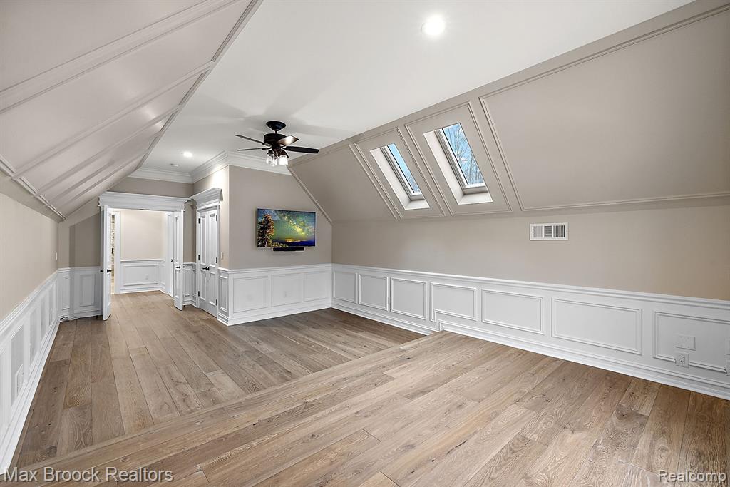 47900 W Nine Mile Road, Novi, MI — Photo 34