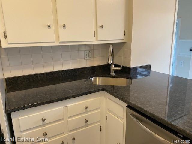 627 BUTTERNUT Avenue, Royal Oak, MI 48073 — Photo 12