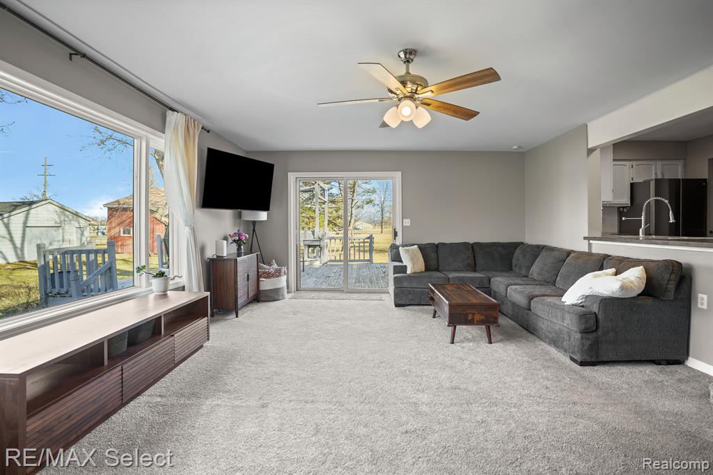 7028 RIEGLER Street, Grand Blanc, MI 48439 — Photo 10
