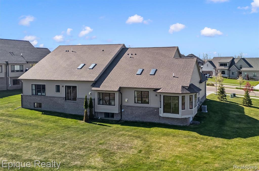 181 E Market Street, Oxford, MI 48371 — Photo 31