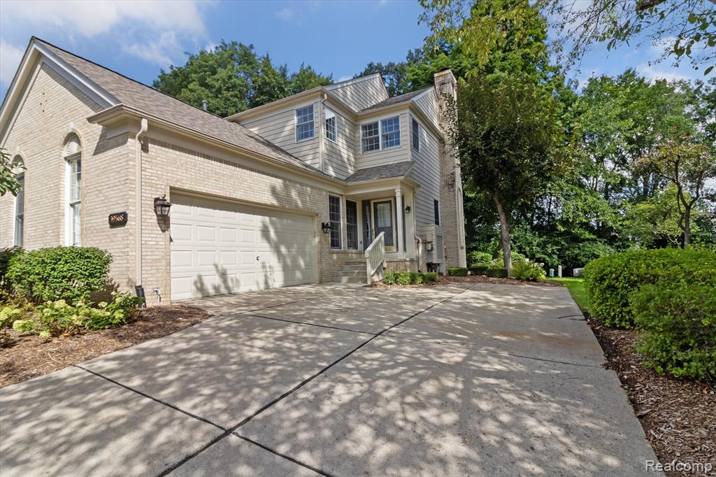 39568 Dun Rovin Drive, Northville, MI 48168 — Photo 2