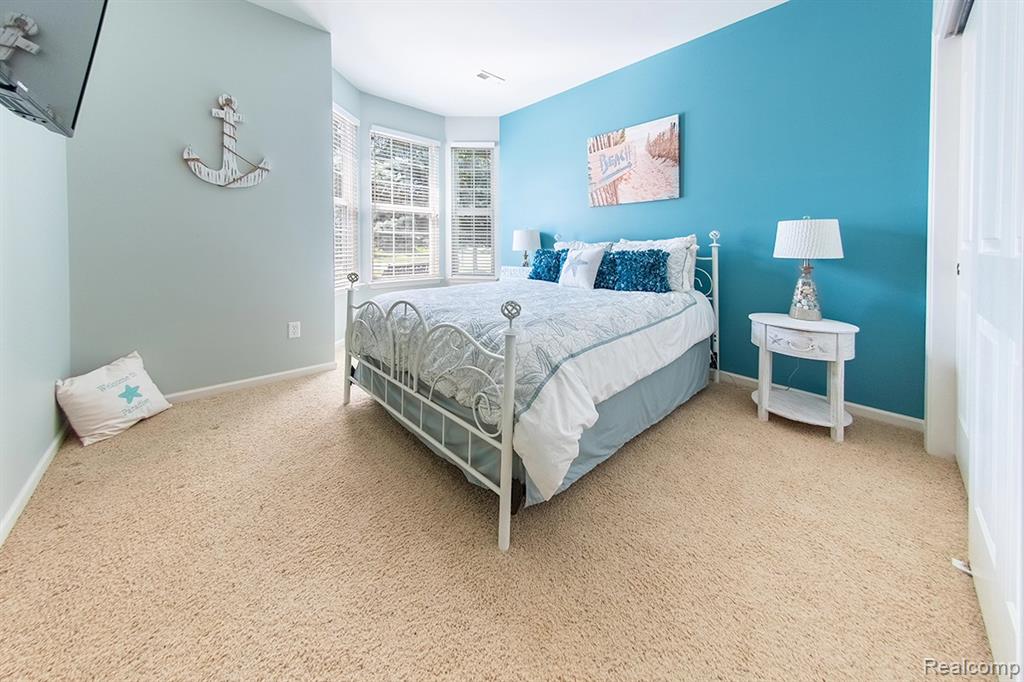 27900 Paradise Lane S, 1, Flat Rock, MI 48134 — Photo 13