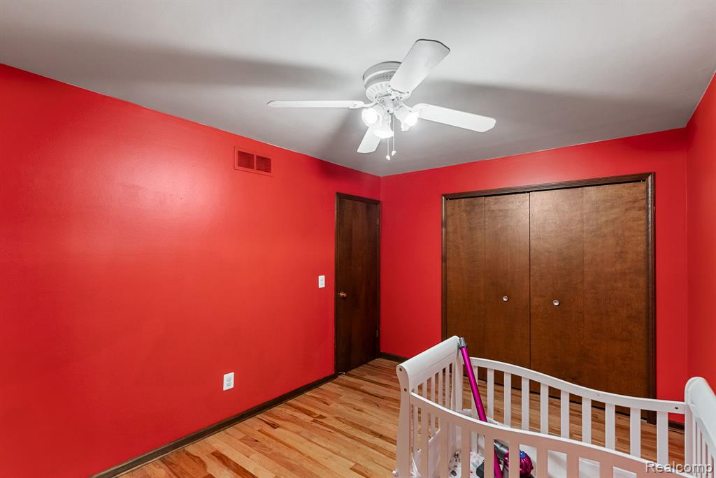 42917 Freeport Drive, Sterling Heights, MI 48313 — Photo 21