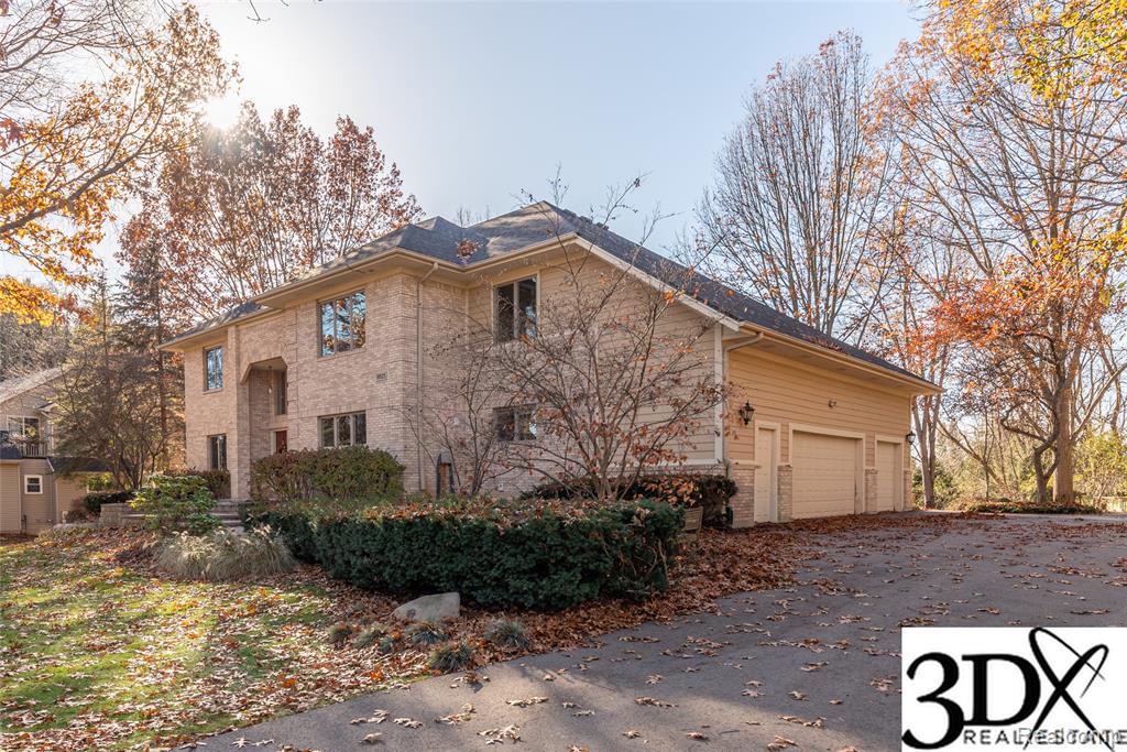 9825 Finnegan Drive, Brighton, MI 48116 — Photo 4