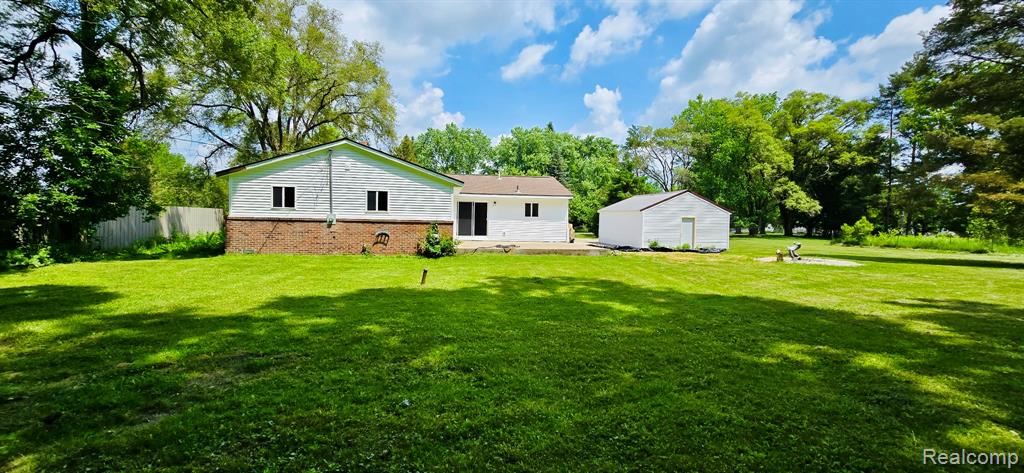 20891 Winifred Court, Pinckney, MI 48169 — Photo 4