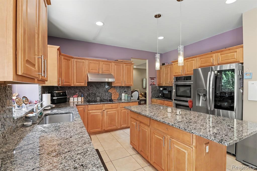 6621 Glenshaw Court, West Bloomfield, MI — Photo 14