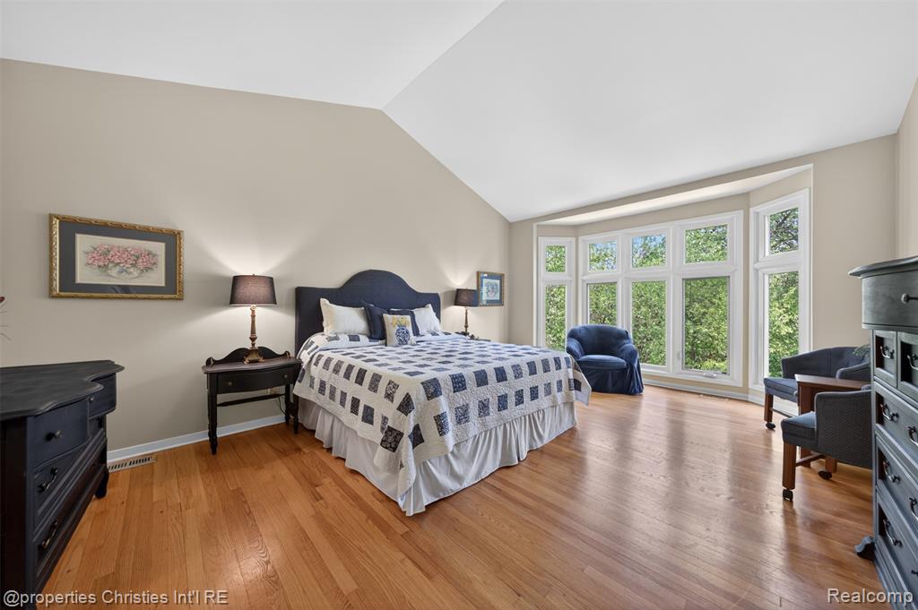 6390 Country Shire Lane, West Bloomfield, MI 48323 — Photo 26