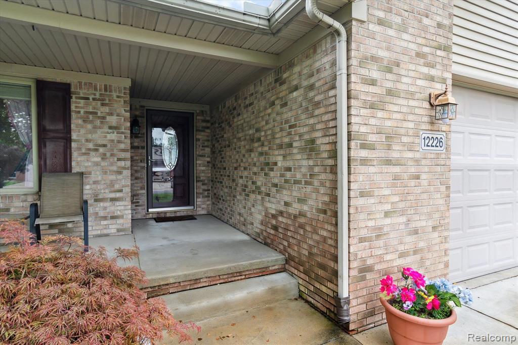 12226 HANNAH Lane, Carleton, MI 48117 — Photo 4