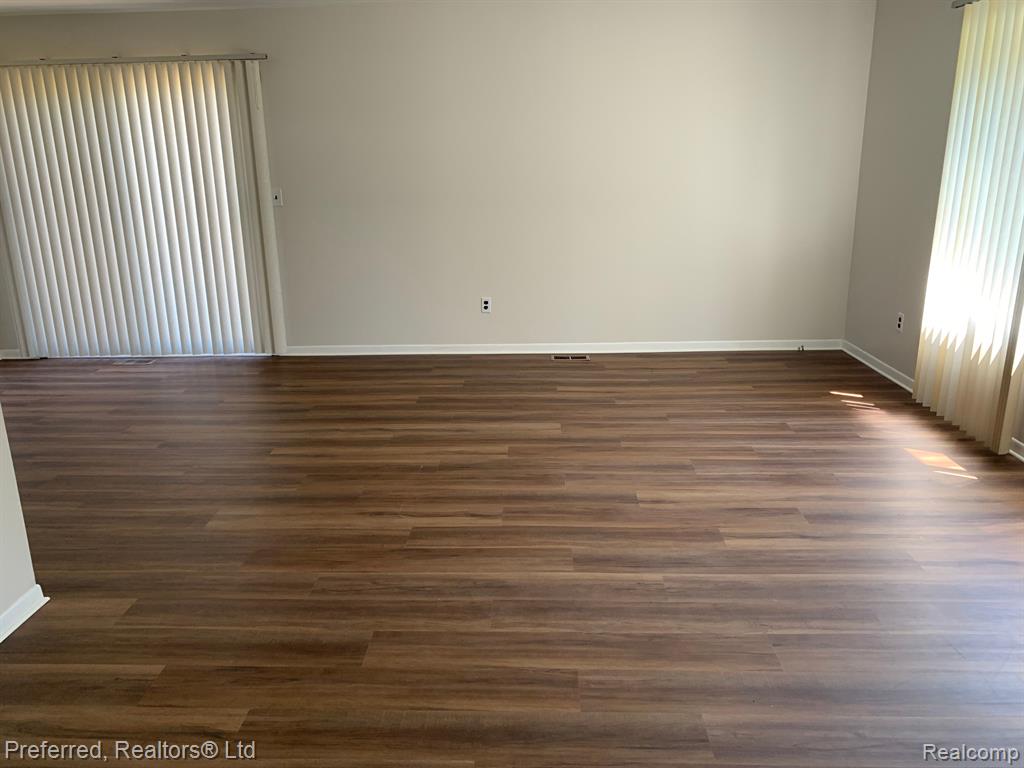 41552 Bedford Drive, Canton, MI 48187 — Photo 11