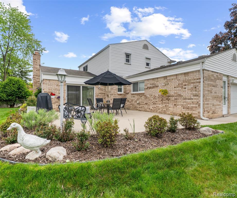 42736 BOULDEN Court, Canton, MI 48187 — Photo 15