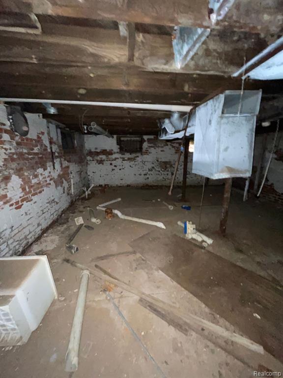 6916 CHARLEVOIX Street, Detroit, MI 48207 — Photo 38