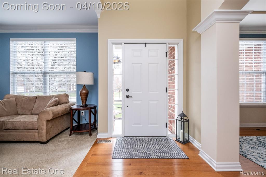 5947 Strawberry Circle, Commerce Twp, MI 48382 — Photo 12