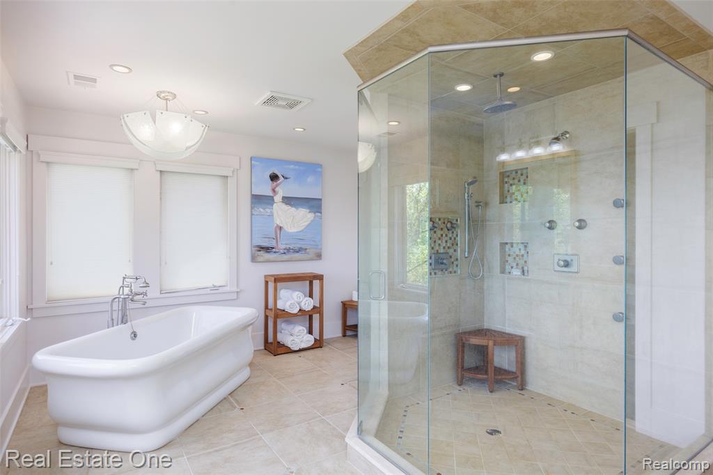 7689 Deerhill Drive, Independence, MI — Photo 27