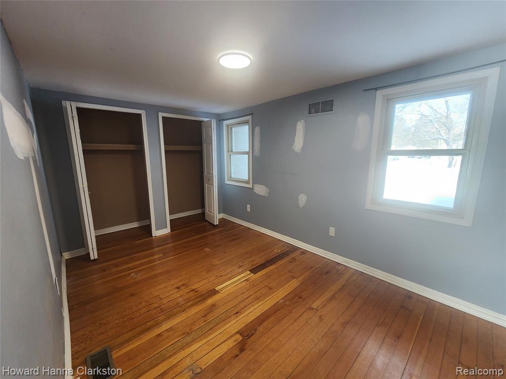 5748 Graves Street, Waterford, MI 48327 — Photo 6
