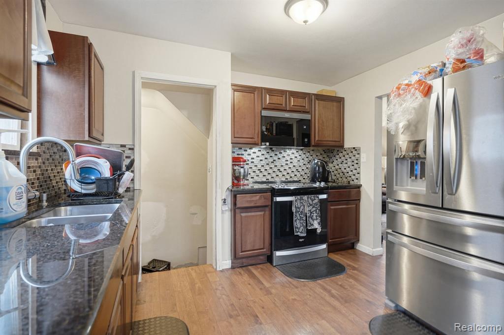 11421 Engleside Street, Detroit, MI 48205 — Photo 8