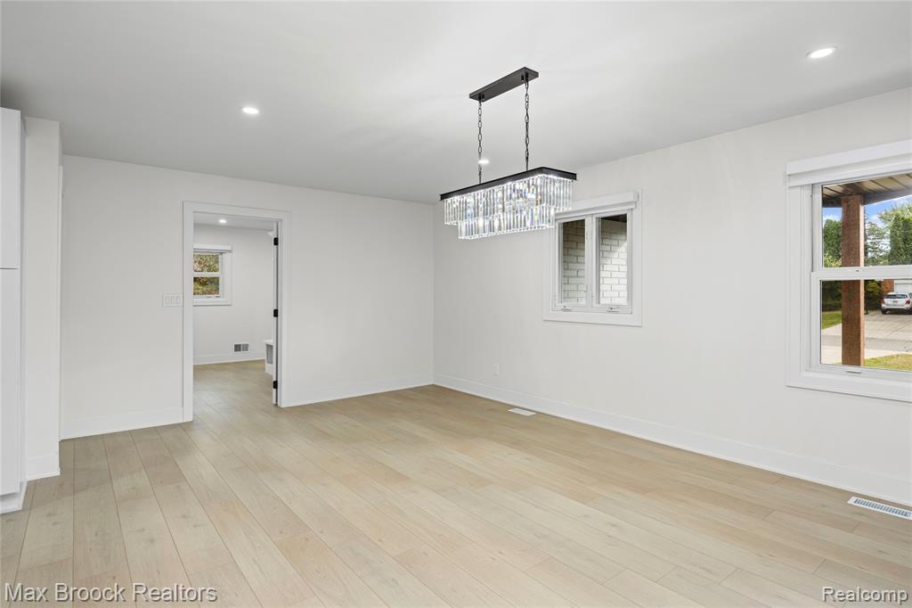 4800 Faircourt Drive, West Bloomfield, MI — Photo 10