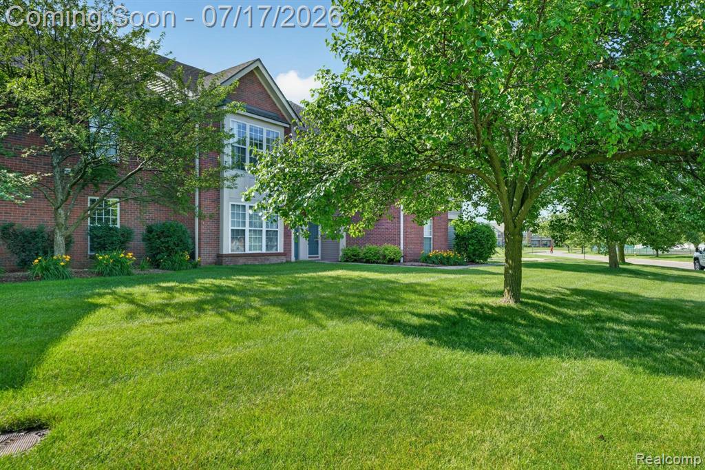 51844 Adler Park Drive E, New Baltimore, MI — Photo 3