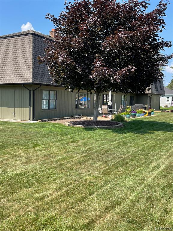 46070 EDGEWATER Drive, Chesterfield, MI, 48047