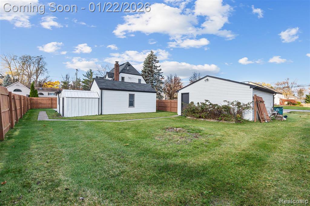 6740 Barabeau Drive, Troy, MI 48085 — Photo 30