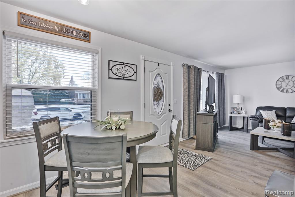 7140 Luana Avenue, Allen Park, MI 48101 — Photo 8