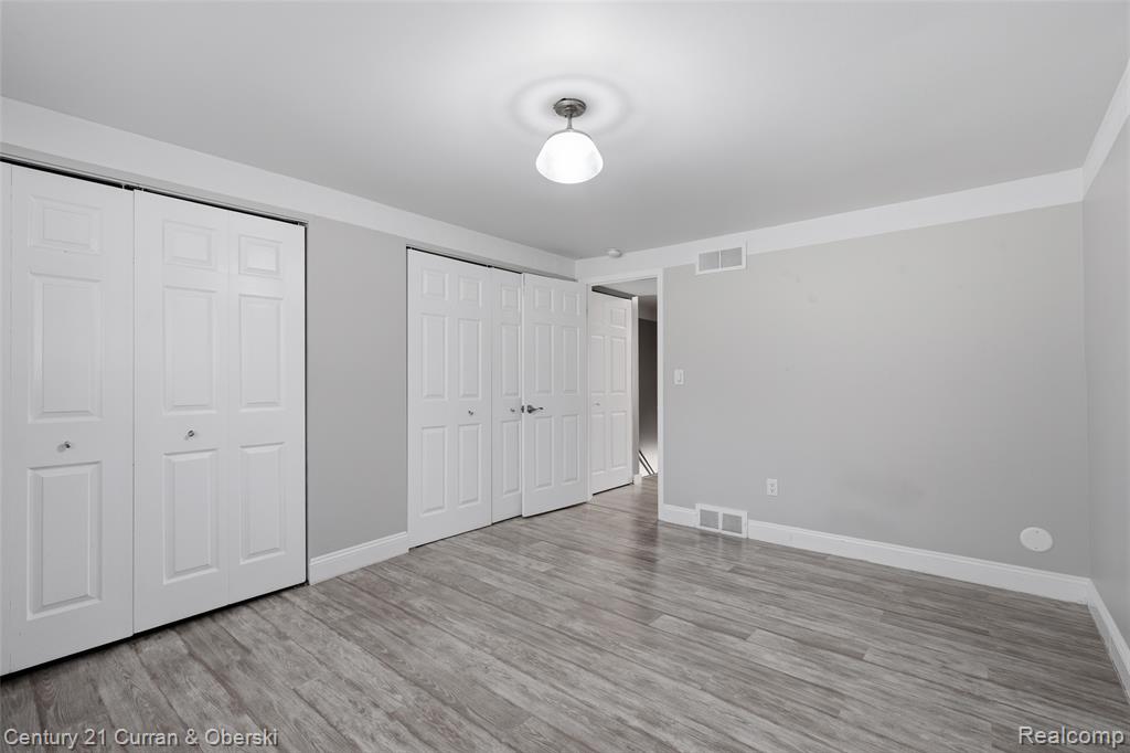 862 N Main Street, Milford, MI 48381 — Photo 11