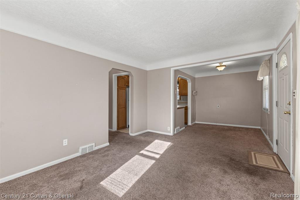 9616 Colwell Avenue, Allen Park, MI 48101 — Photo 9