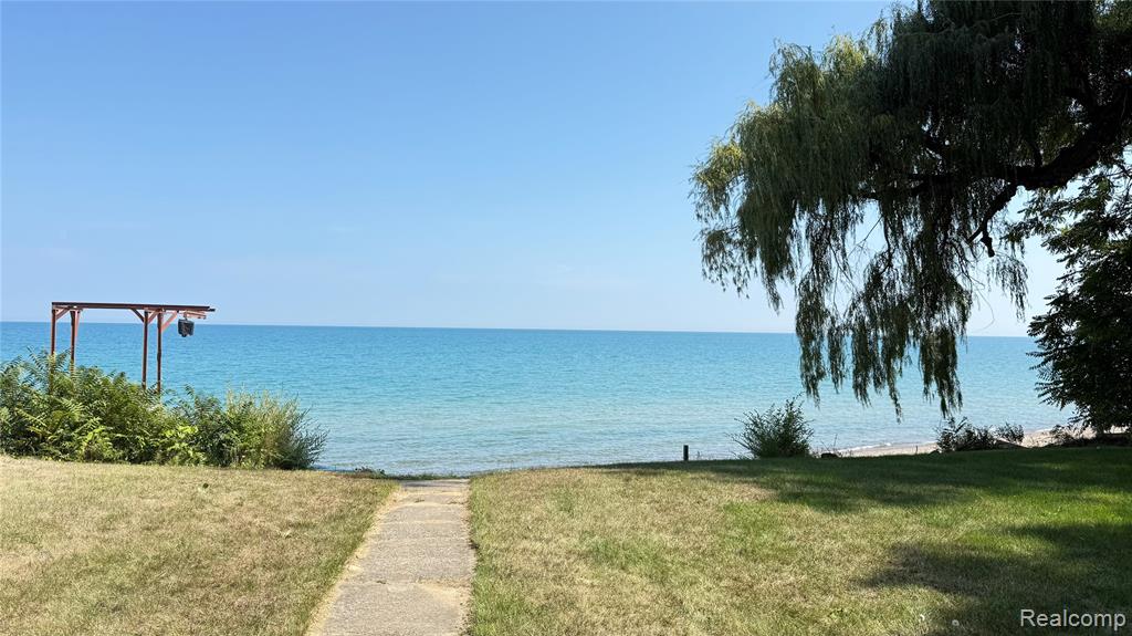 8340 Lakeshore Road, Burtchville, MI 48059 — Photo 23