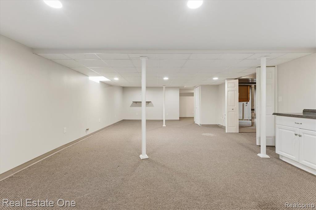 720 Essex Drive, Rochester Hills, MI 48307 — Photo 35