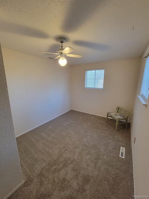 415 LAKEVIEW Street, Holly, MI 48442 — Photo 7