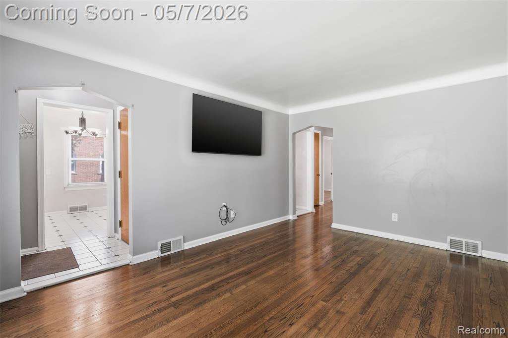 6595 Winona Avenue, Allen Park, MI 48101 — Photo 5