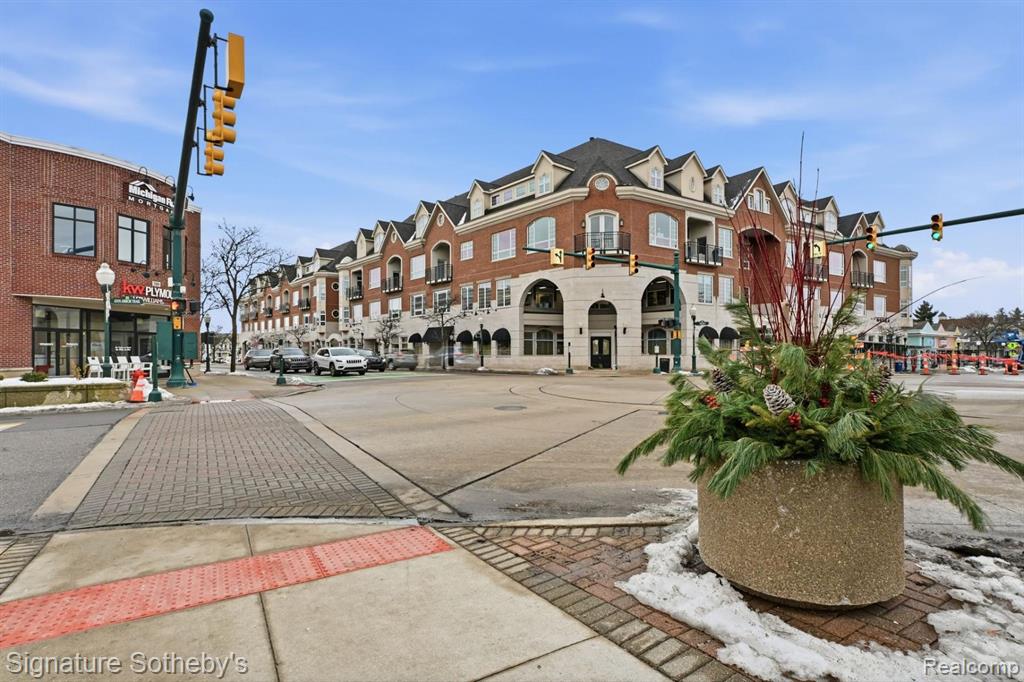 543 Hartsough Street, Plymouth, MI 48170 — Photo 43