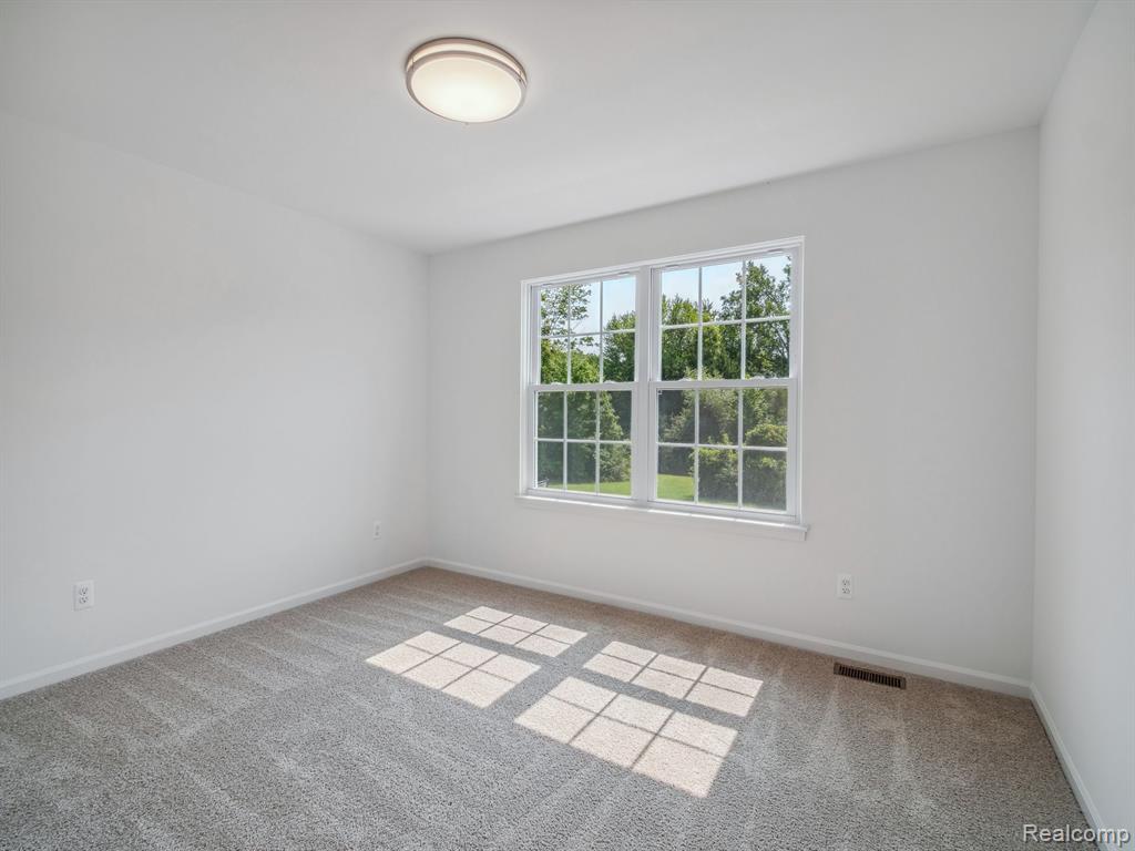 46840 TIMBERLAND Street, Belleville, MI 48111 — Photo 19