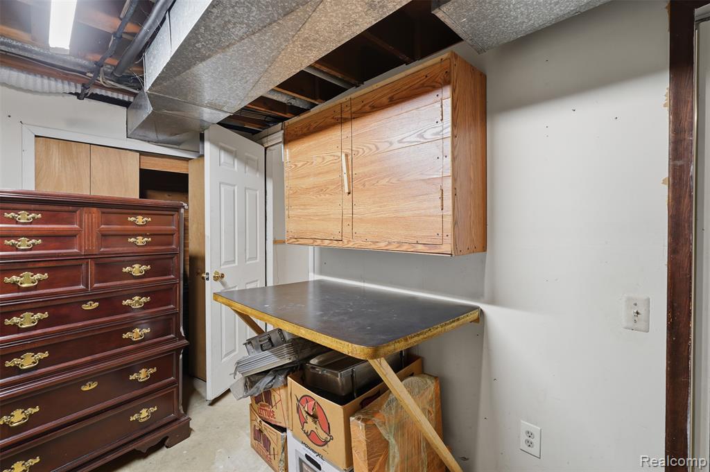 3756 Chevron Drive, Highland, MI 48356 — Photo 19