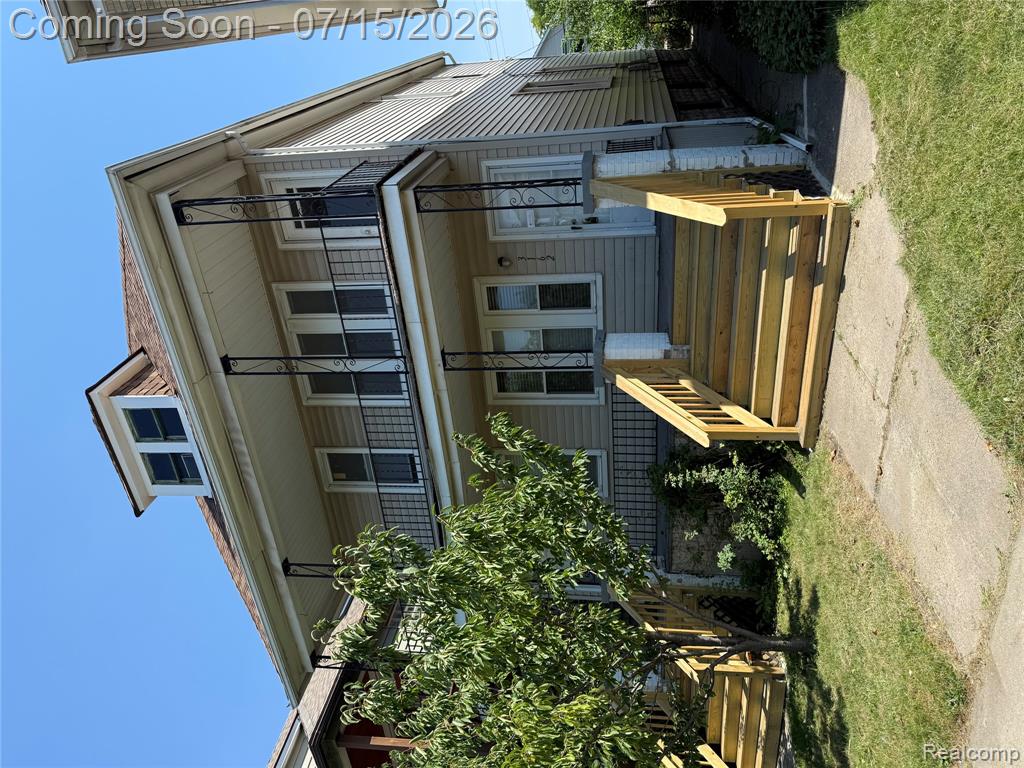 3162 Trowbridge Street, Hamtramck, MI 48212