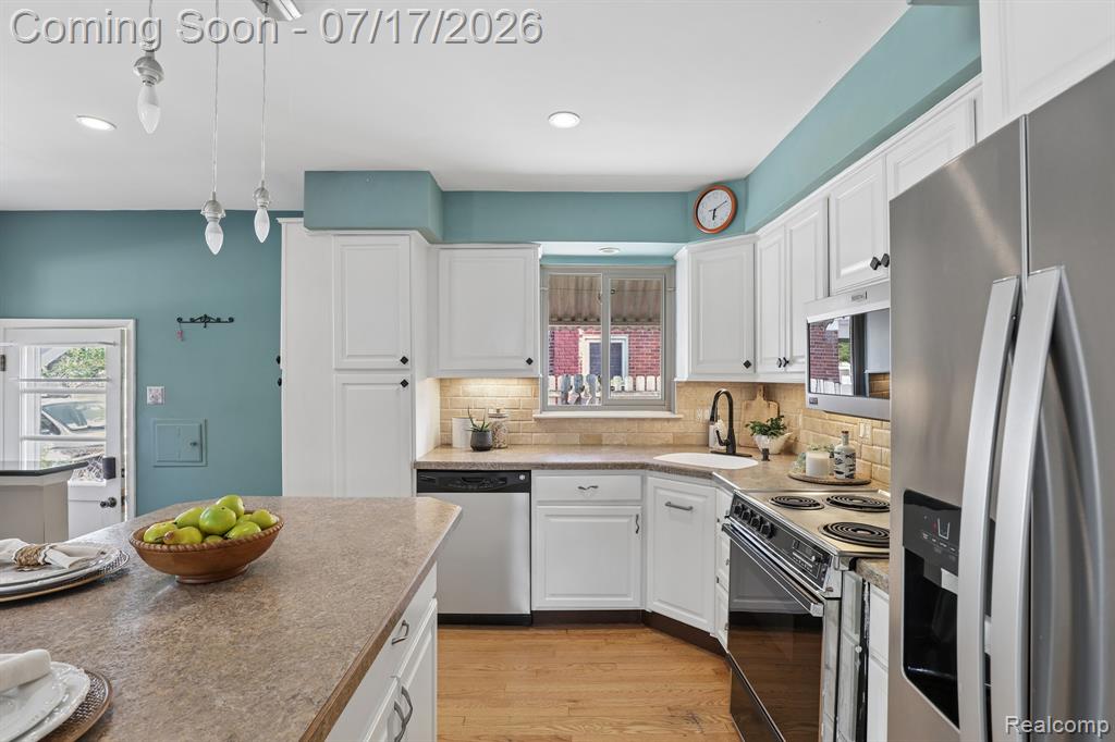 8325 N Hubbard Street, Westland, MI — Photo 13