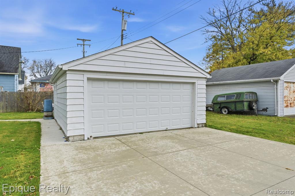 251 N 2nd Street, Marine, MI — Photo 5
