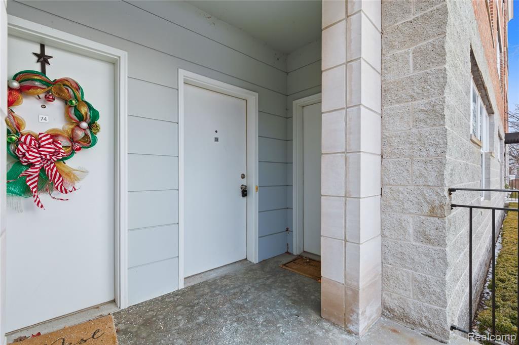 72 Clinton Street, Mount Clemens, MI 48043 — Photo 20